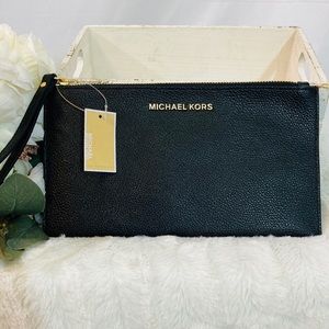 Michael Kors XL clutch wristlet NWT